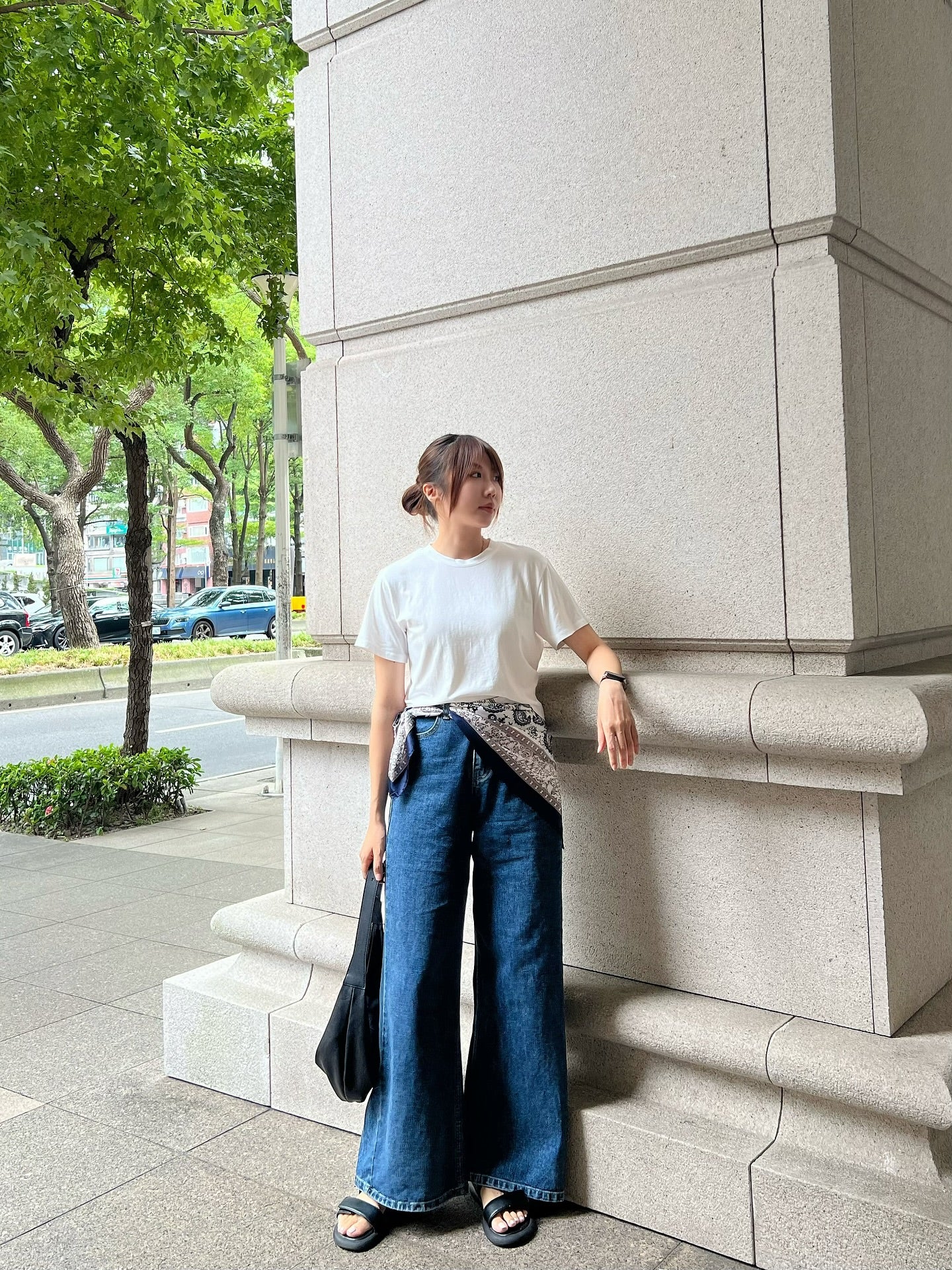 JL758 側壓線剪裁單寧寬褲