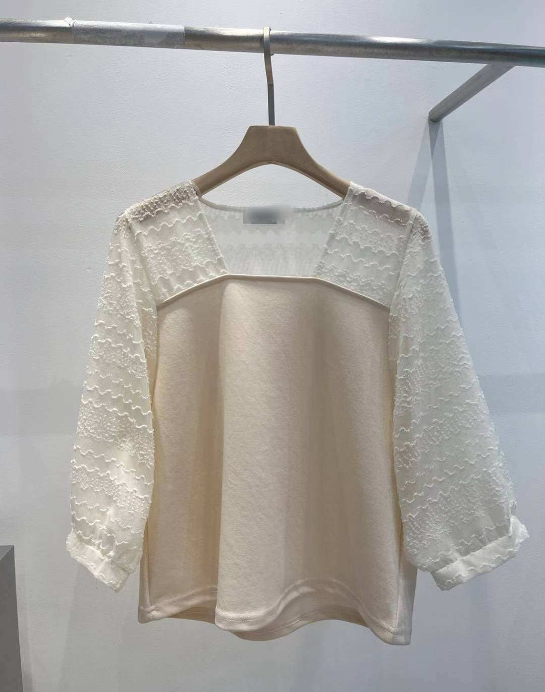 10B112 七分袖方領拚袖上衣