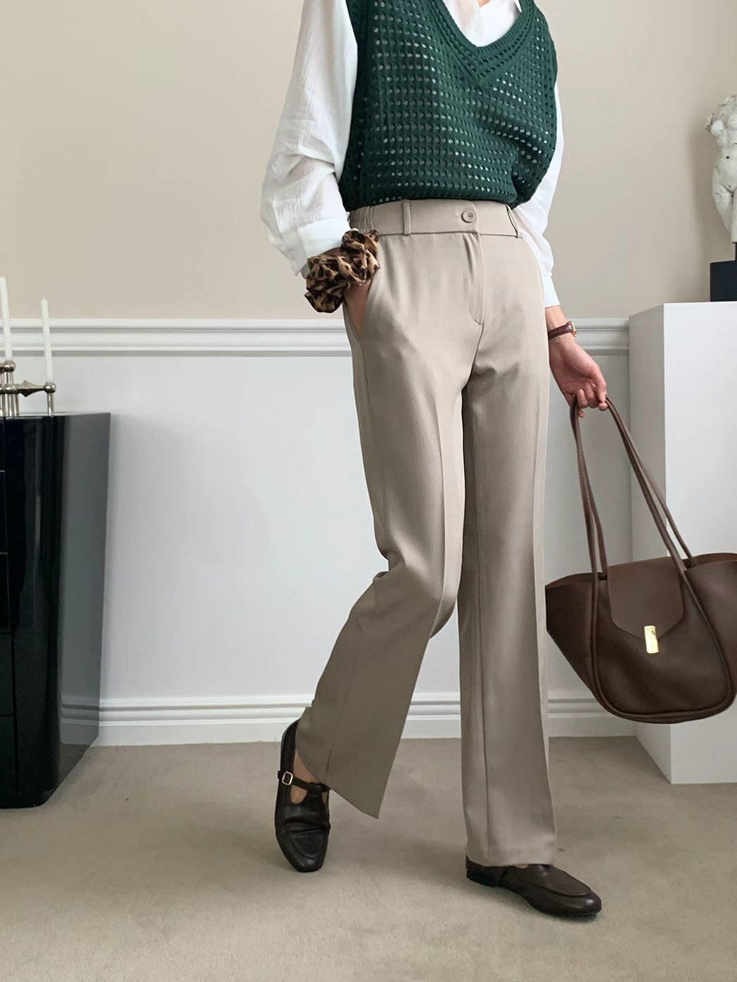 10D209 單扣側彈性小喇叭褲