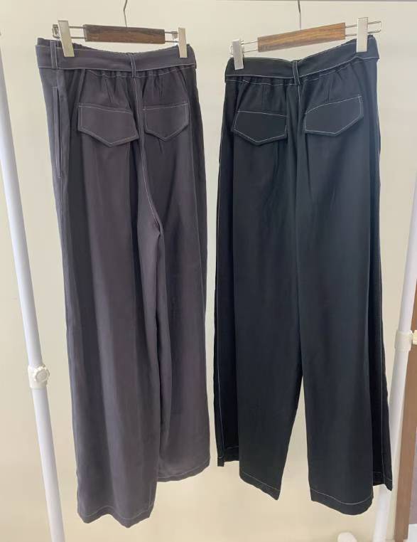 10A113 車白線長寬褲