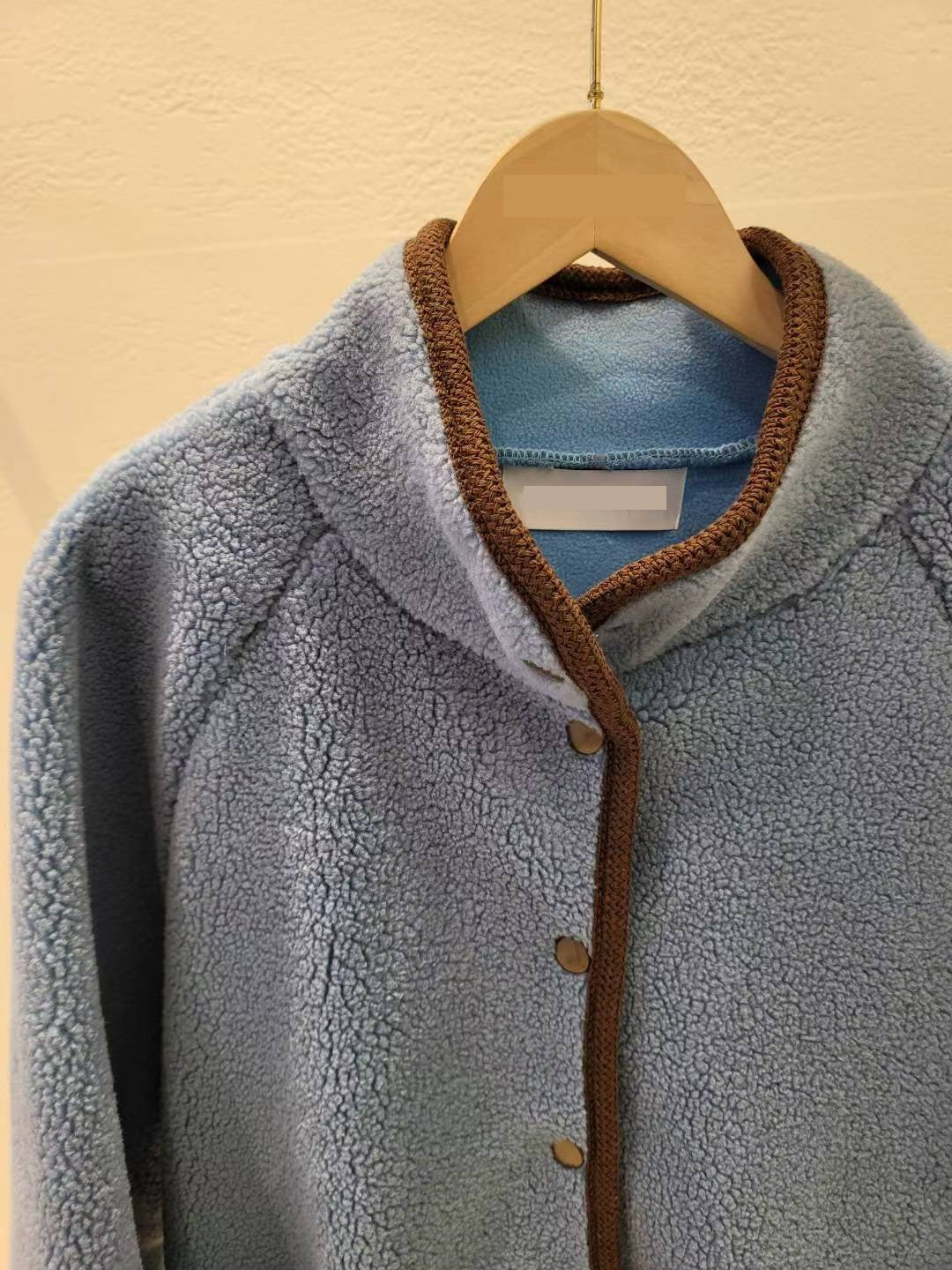 10A114 滾邊羔羊毛外套