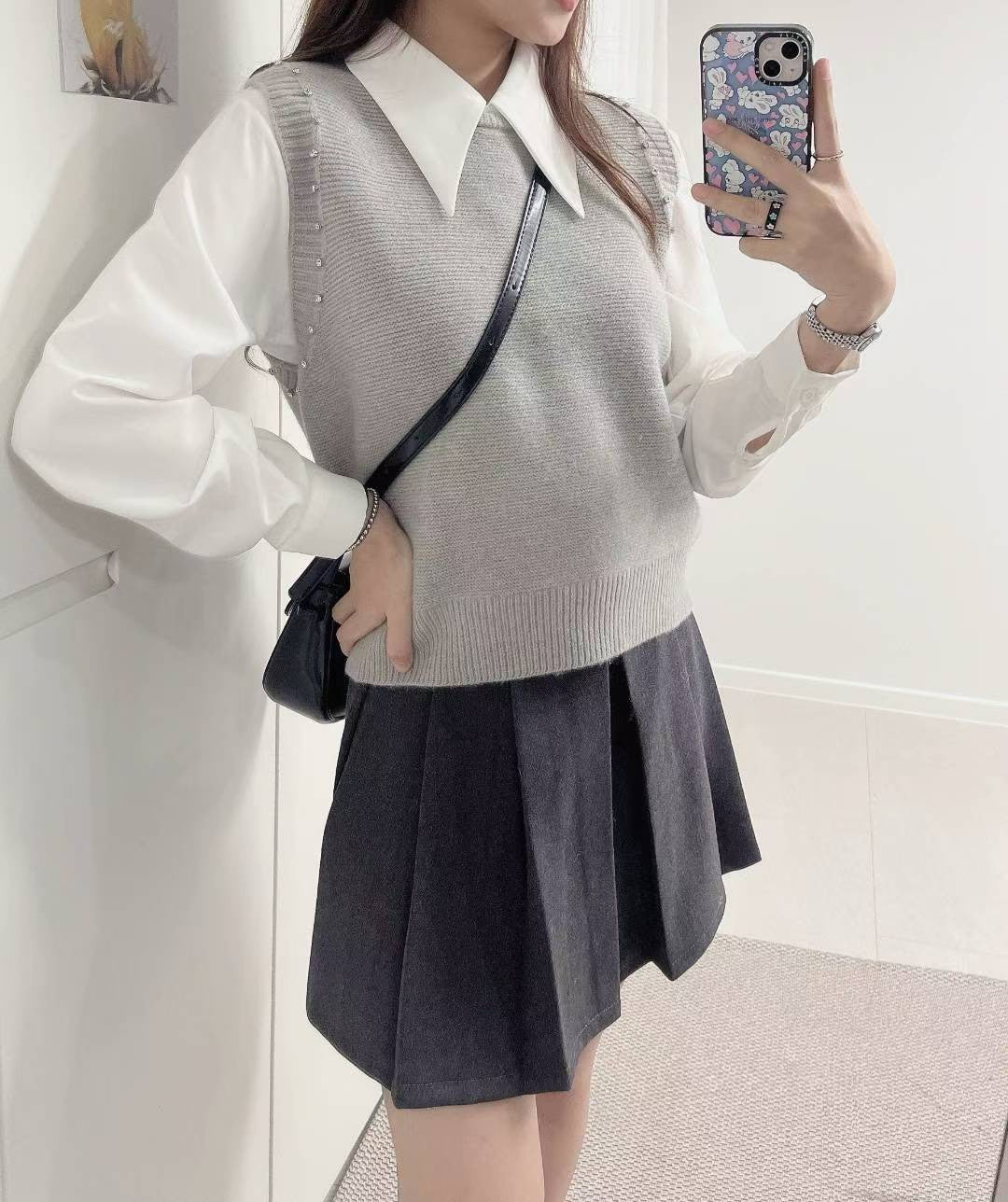 10D103 白襯衫+水鑽針織背心 套裝