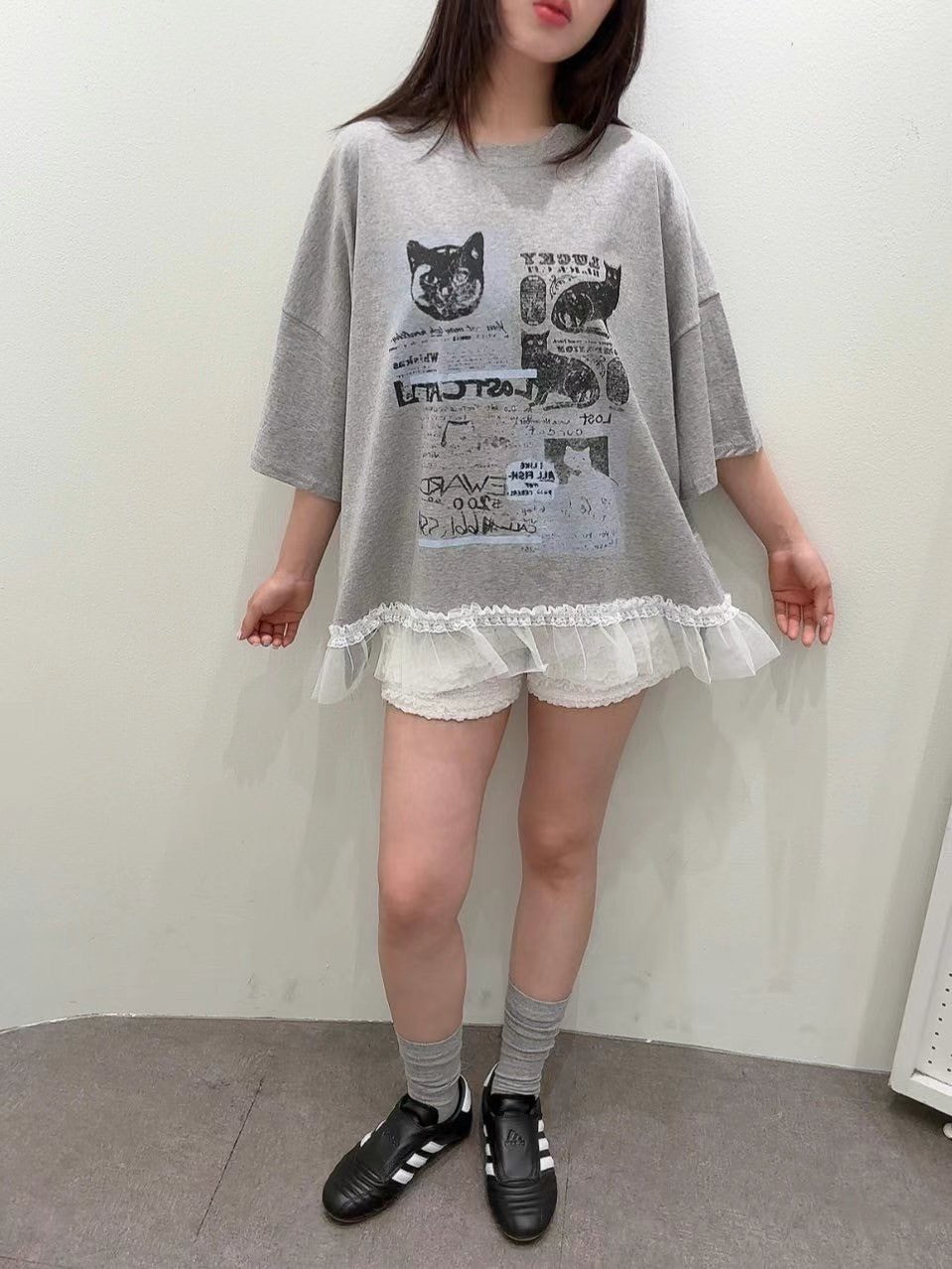 7A106 貓咪下擺荷葉紗T