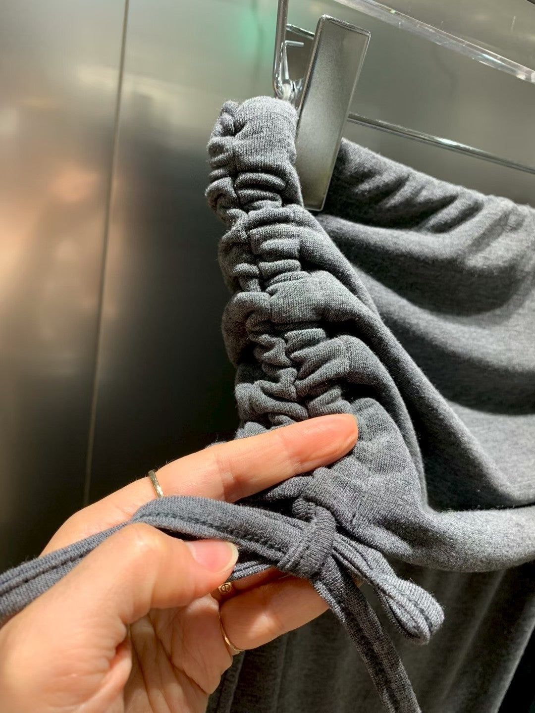 9C203 腰收折雙層舒服綿長裙