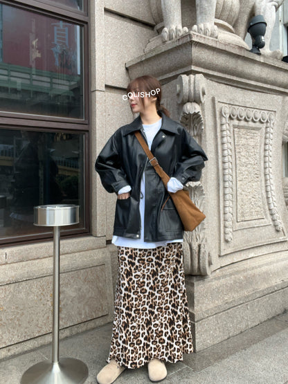 10D121 領子縮腰拉鍊皮外套