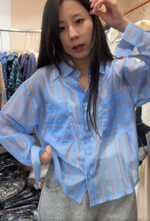 10A211 透膚感細條紋短版襯衫