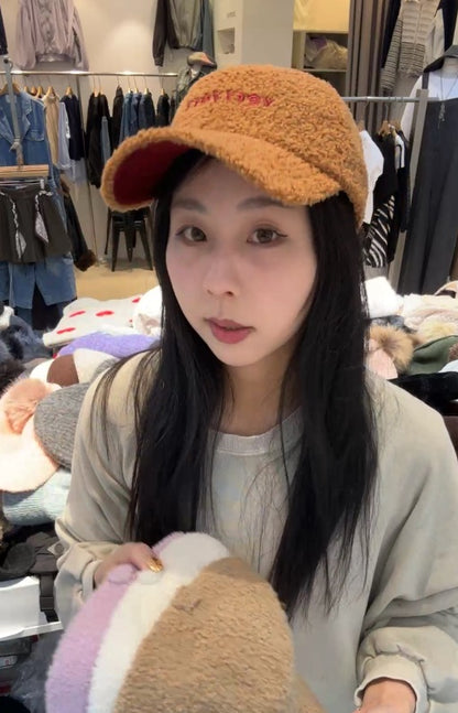 1C213 羔羊毛棒球帽