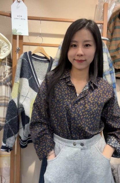 10A213 豹紋短版襯衫