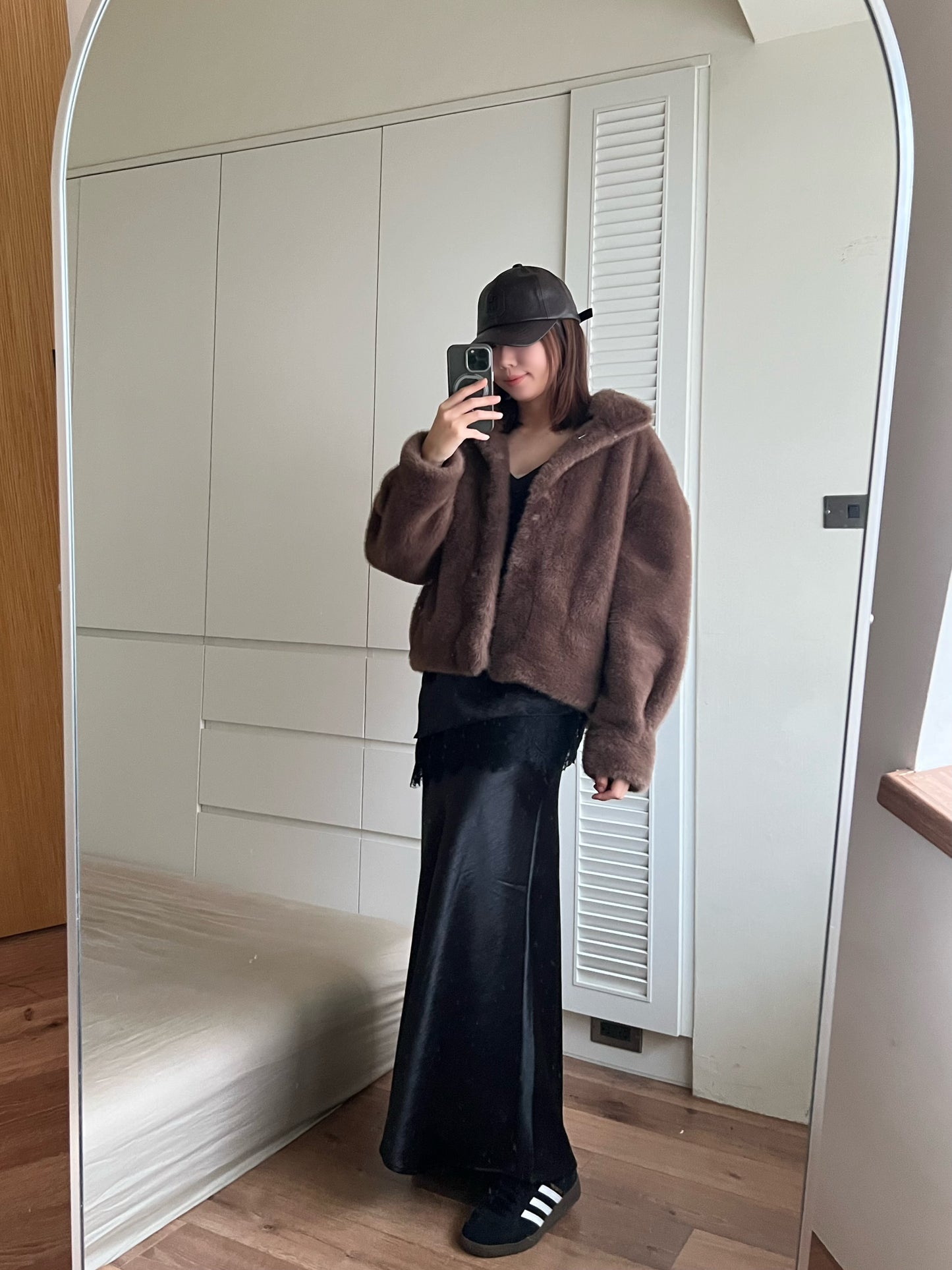 ST4528 細帶拚蕾絲緞面背心