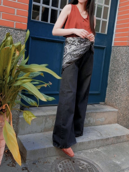 SC010 腰果花絲質大方巾