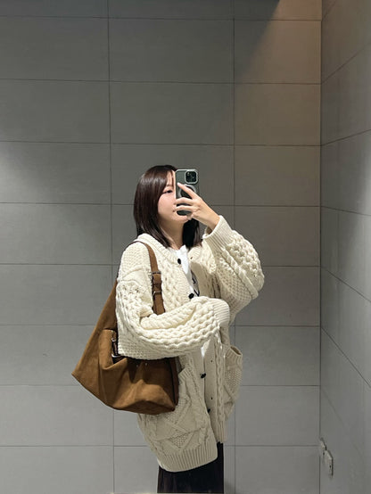 BA019 麂皮中型側背包