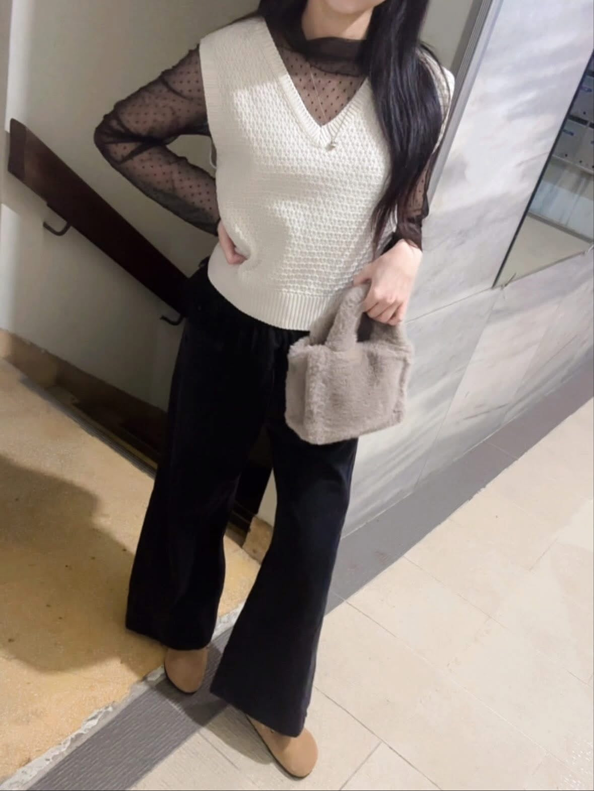 ST4527 點點網紗立領荷葉上衣