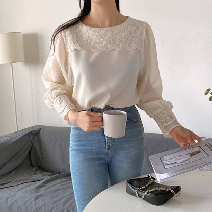 10B111 前襟花朵蕾絲雪紡上衣