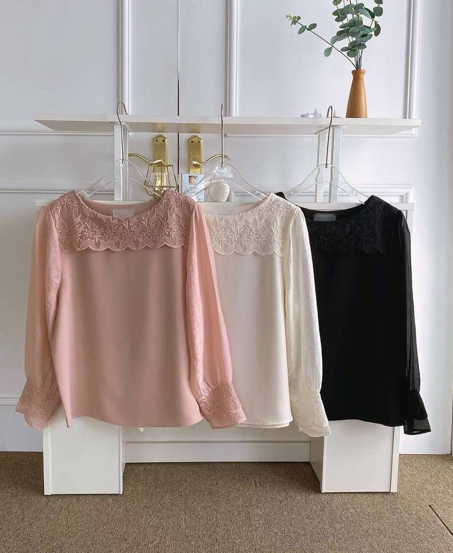 10B111 前襟花朵蕾絲雪紡上衣