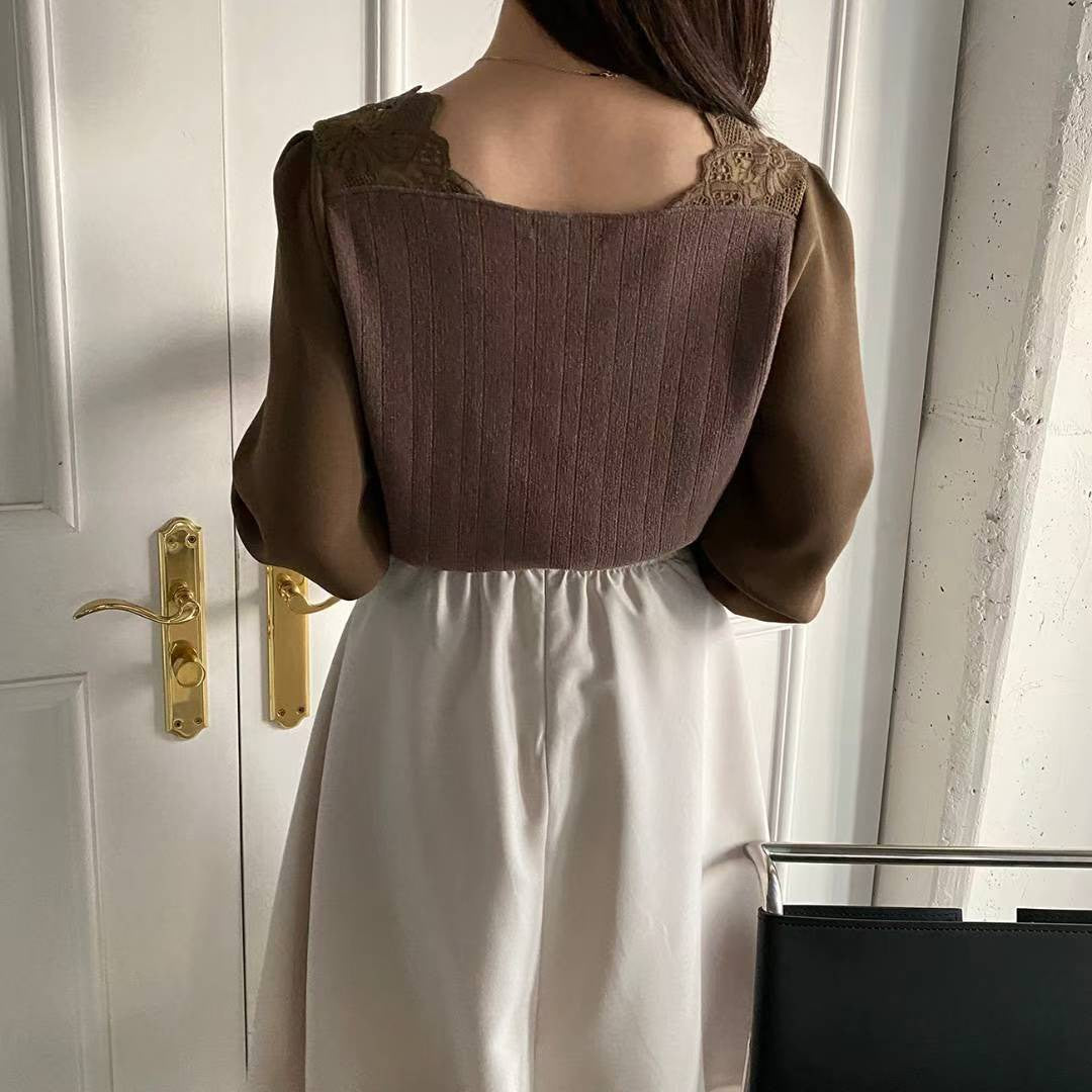 10B104 異材質方領肩蕾絲上衣