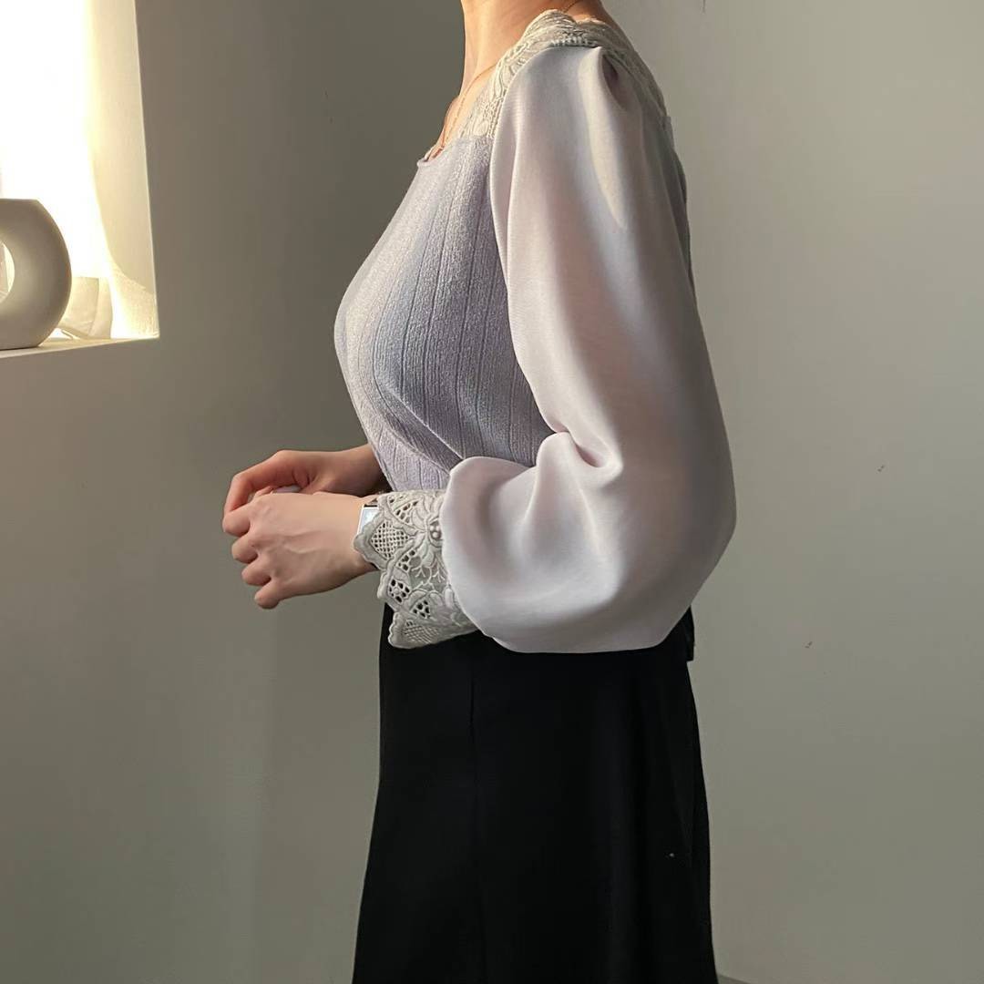 10B104 異材質方領肩蕾絲上衣