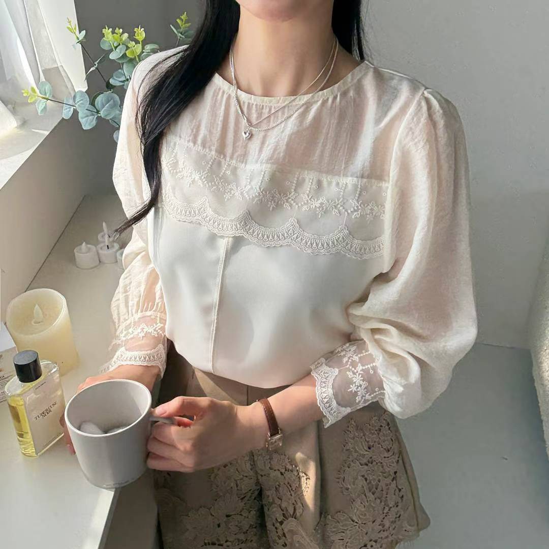 10B108 前襟異材質蕾絲雪紡上衣