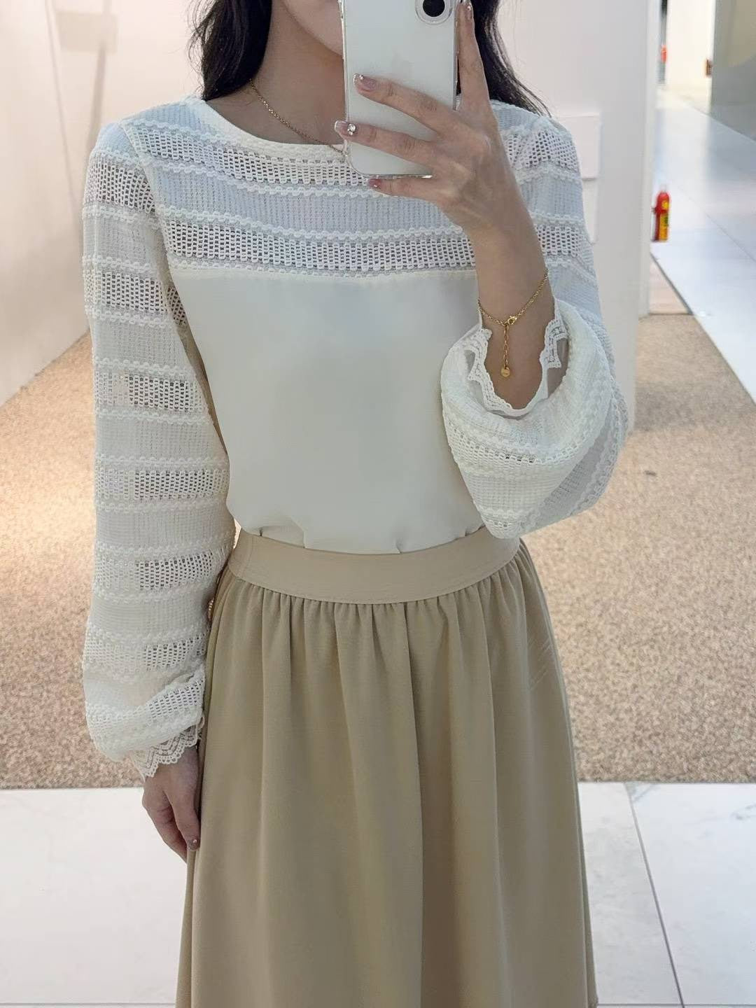 10B109 前襟橫條蕾絲雪紡上衣