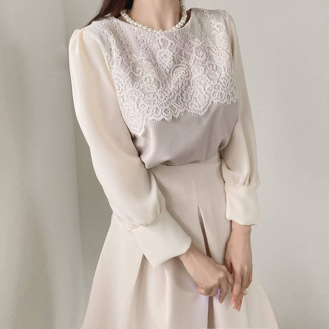 10B116 拚色蕾絲上衣