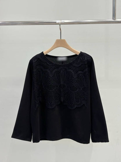 10B114 前襟大片蕾絲彈性棉上衣