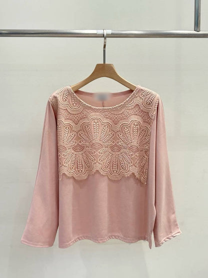10B114 前襟大片蕾絲彈性棉上衣