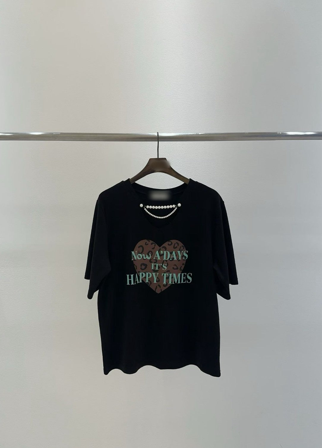 10B214 珍珠鍊領愛心厚棉短T