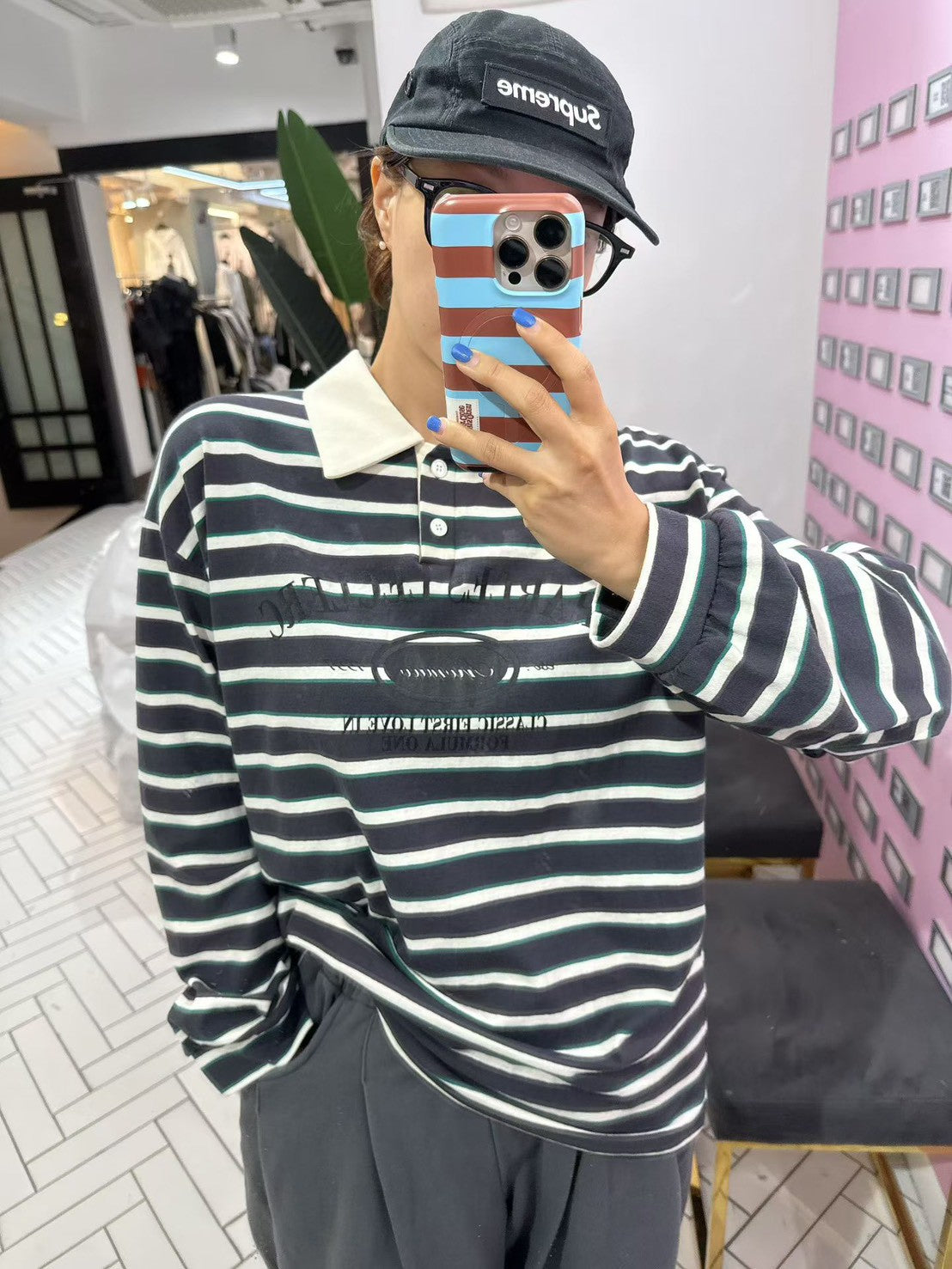 10B211 拚白領字母LOGO條紋長T