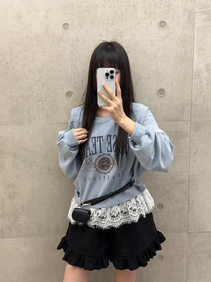 10B202 下擺蕾絲肩挖空薄棉上衣