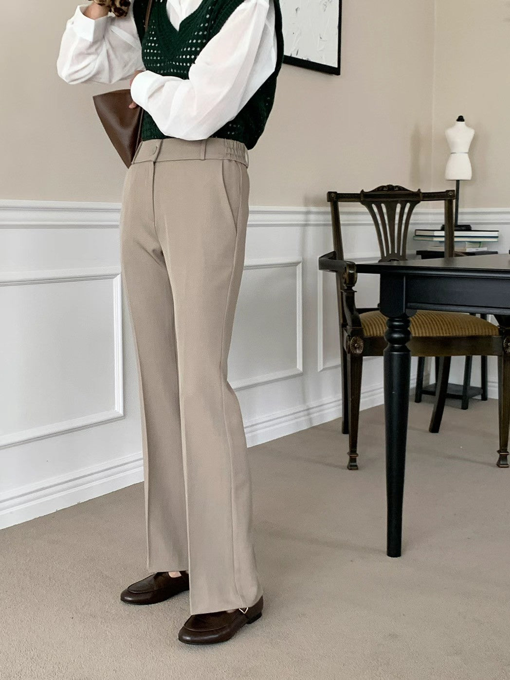 10D209 單扣側彈性小喇叭褲