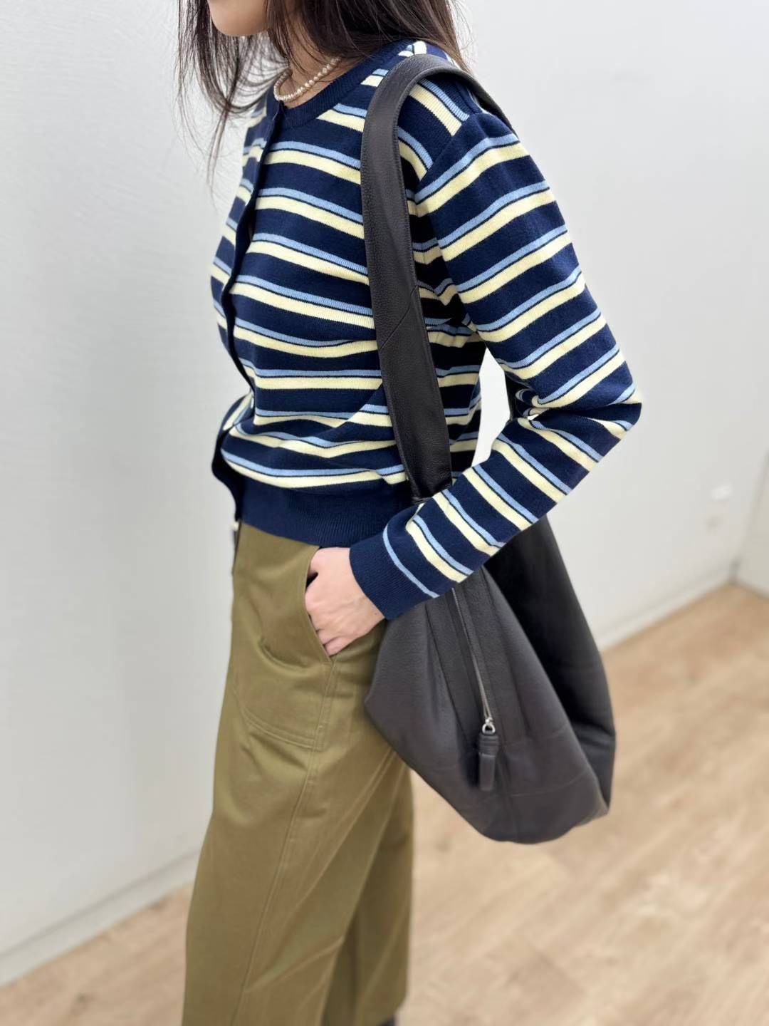 10C201 配色橫條針織外套