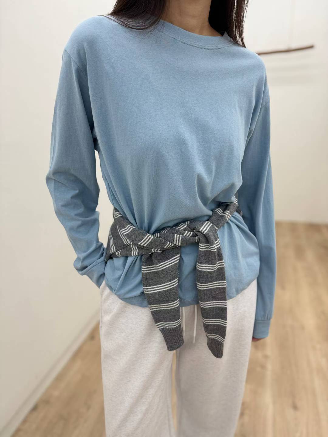 10C214 圓領長棉T