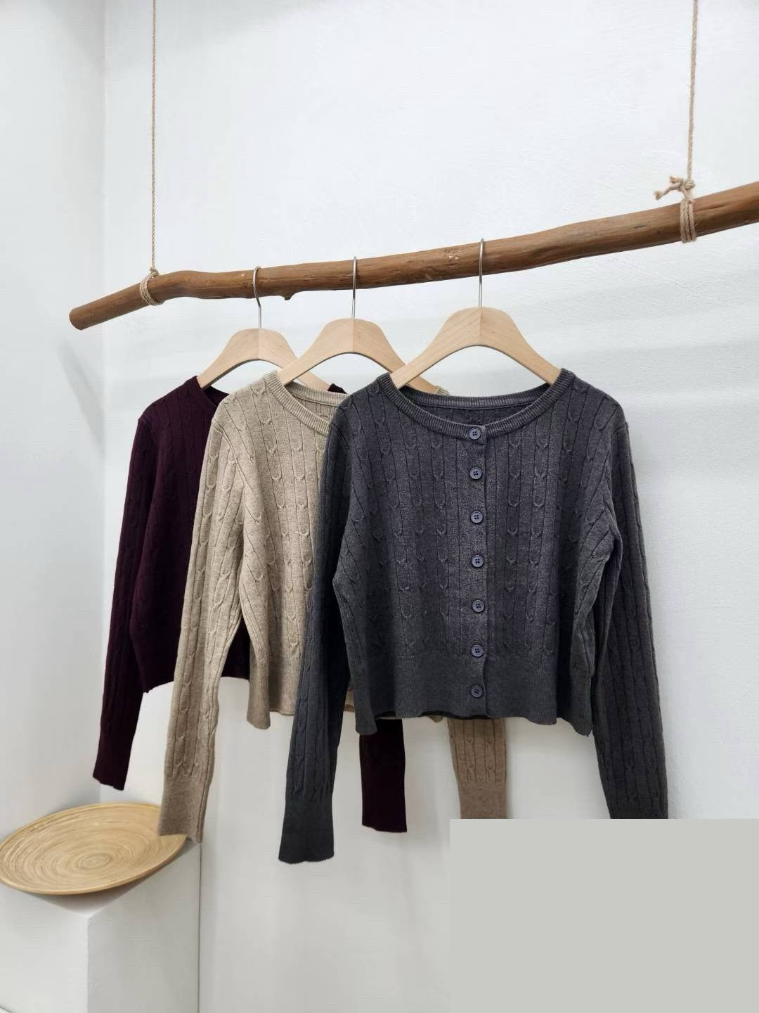 10C204 麻花短版針織外套