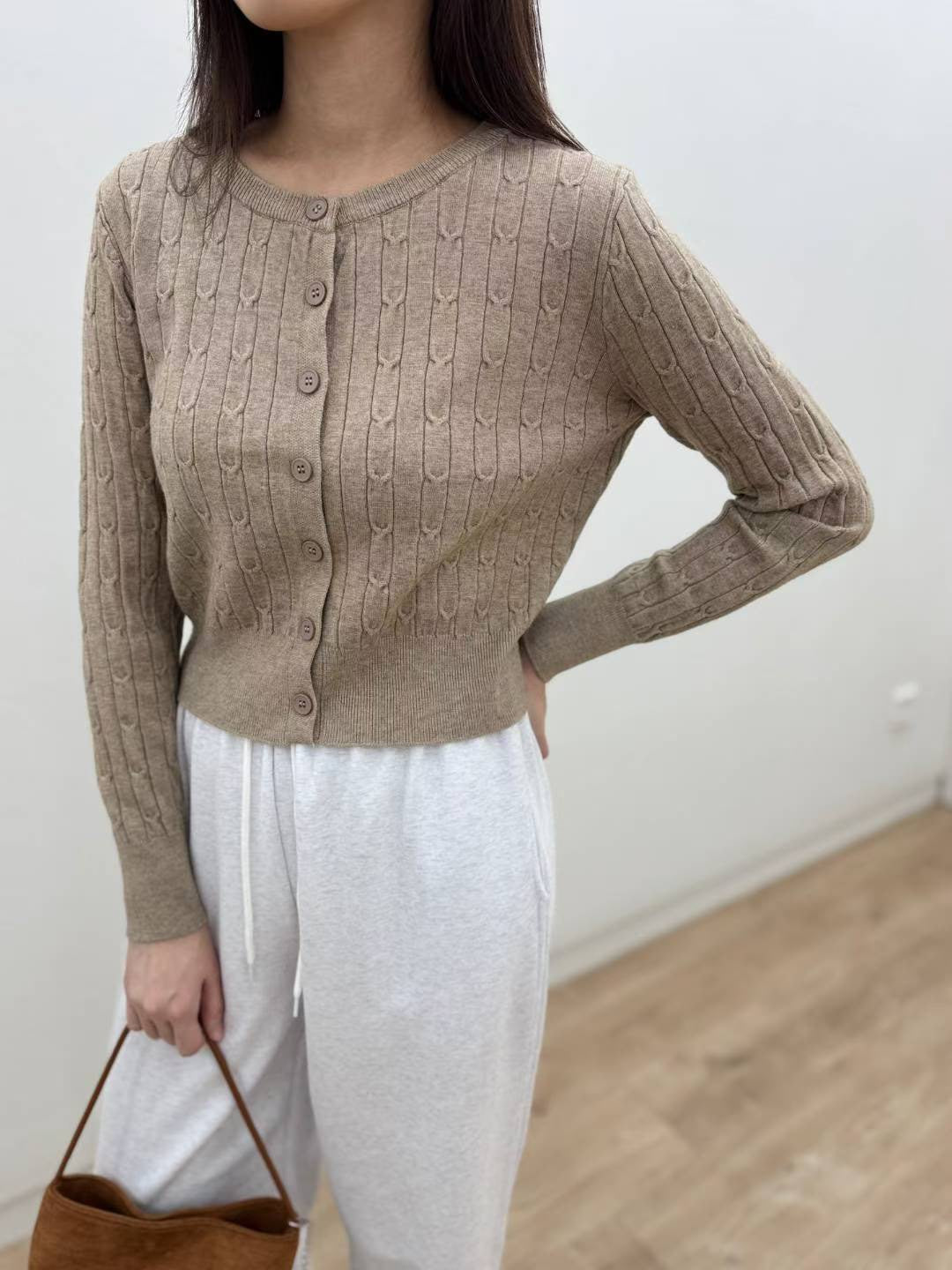 10C204 麻花短版針織外套