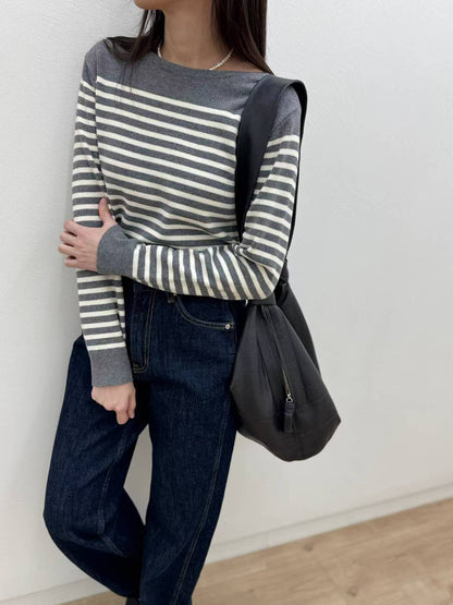 10C209 船型領橫條針織衫