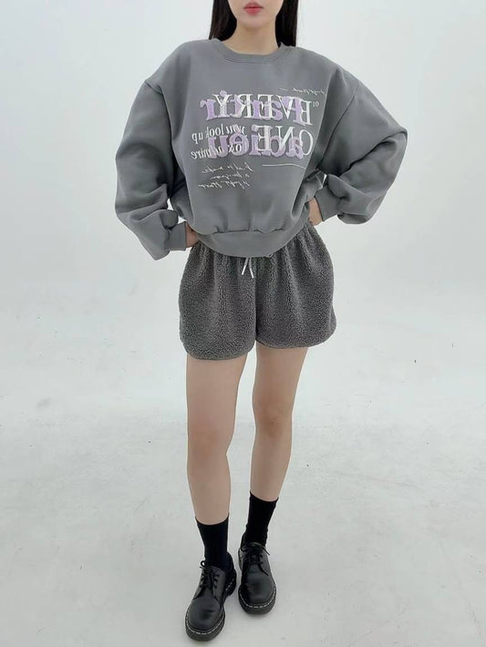 12A107 毛毛字母大學T(內磨毛)