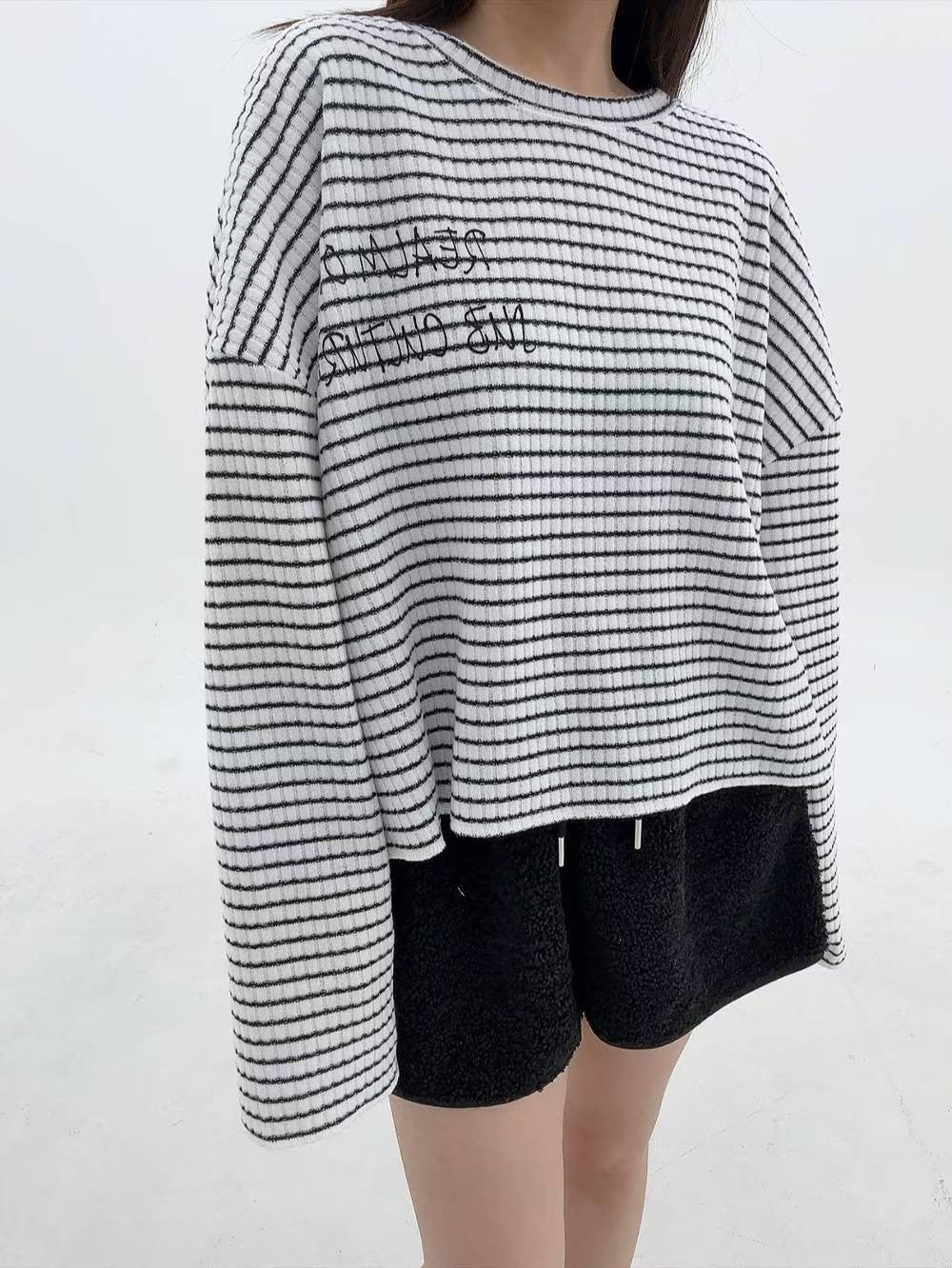 12A104 舒服棉橫條紋寬T