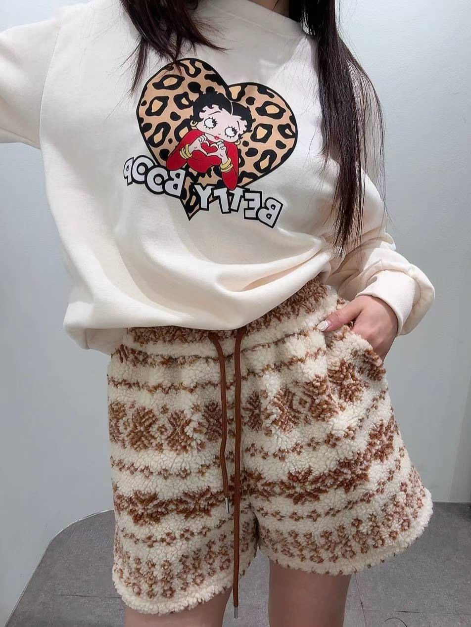 12A109 豹紋貝蒂大學T(內磨毛)