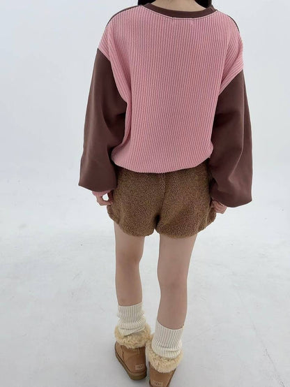 12A102 鬆緊腰羔羊毛短褲