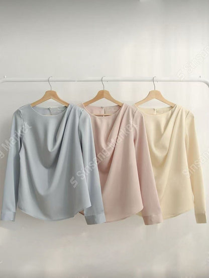 12C108 側抓褶圓領緞面雪紡上衣