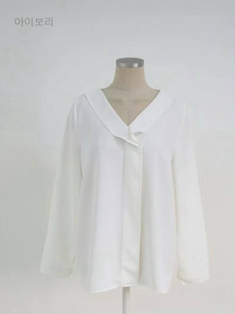 12C117 反摺V領雪紡上衣