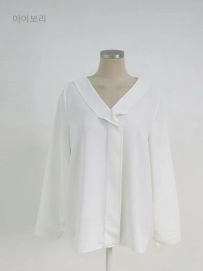 12C117 反摺V領雪紡上衣