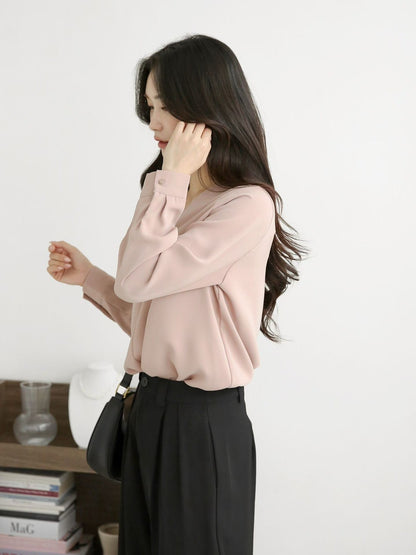 12C109 前襟抓褶V領雪紡上衣