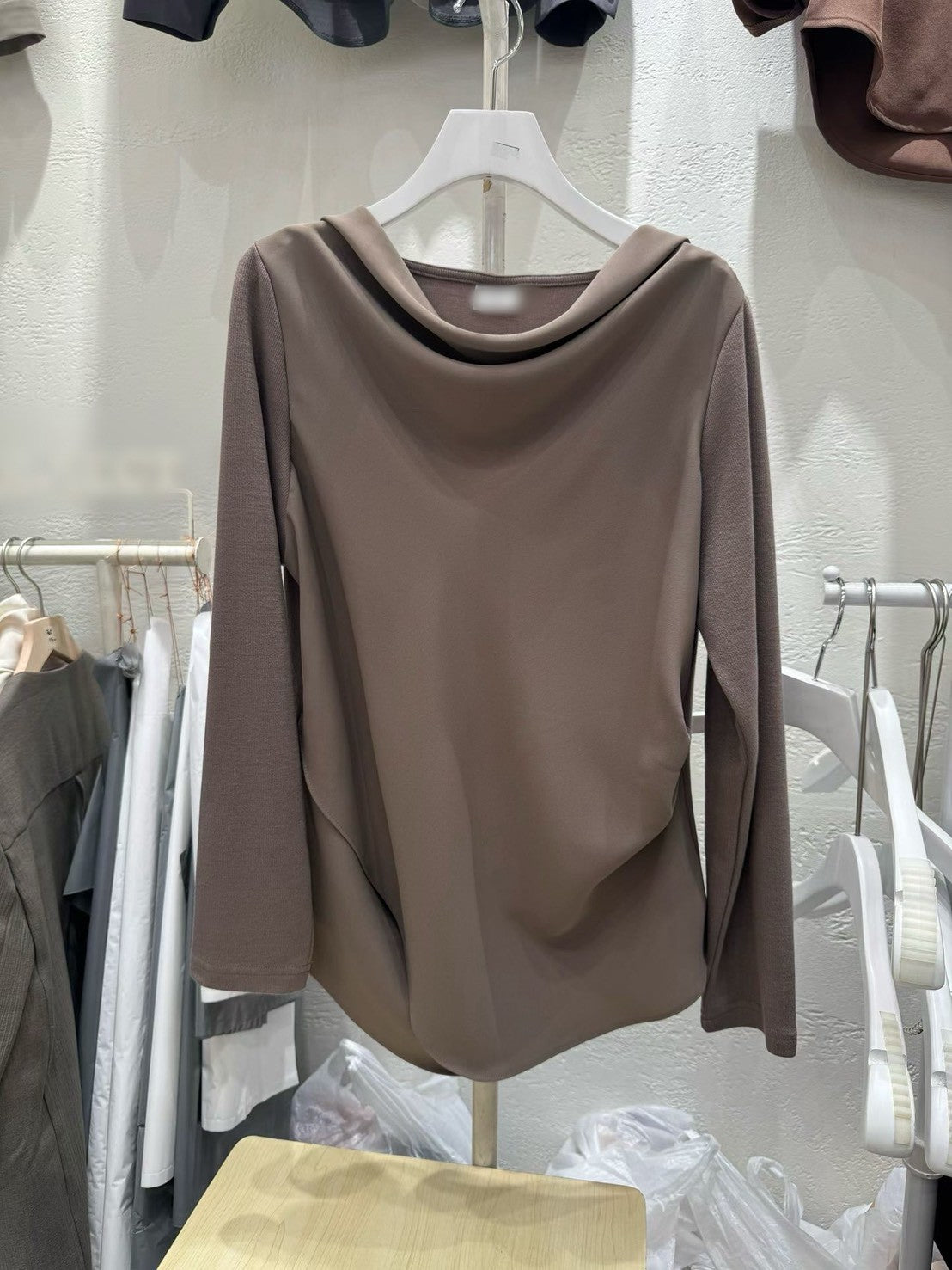 12C111 垂墜圓領雙層雪紡上衣