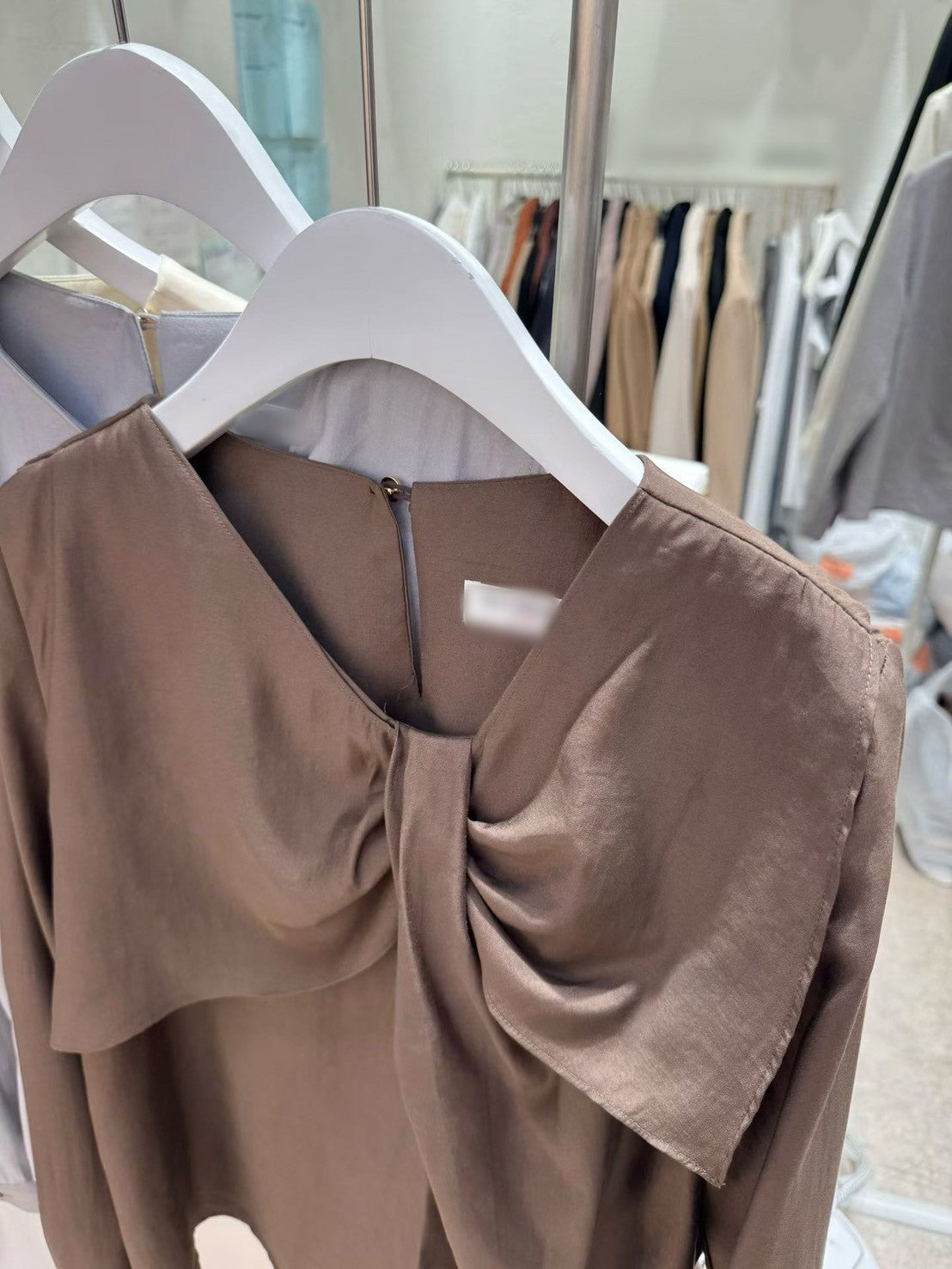 12C110 側蝴蝶結領雪紡上衣