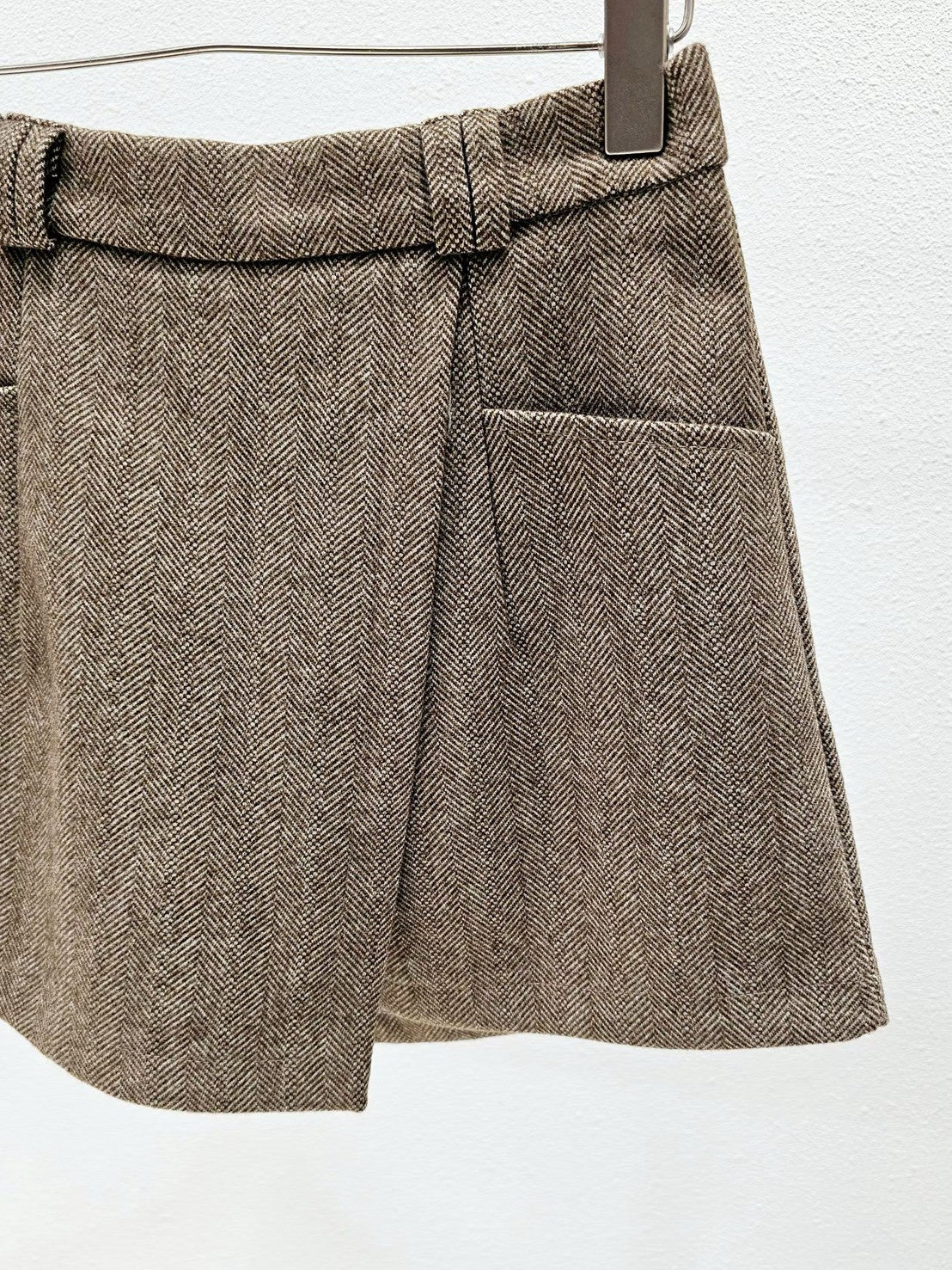 1A102 人字紋毛料短褲裙(後鬆緊腰)