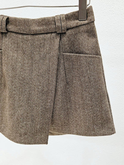 1A102 人字紋毛料短褲裙(後鬆緊腰)
