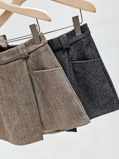 1A102 人字紋毛料短褲裙(後鬆緊腰)