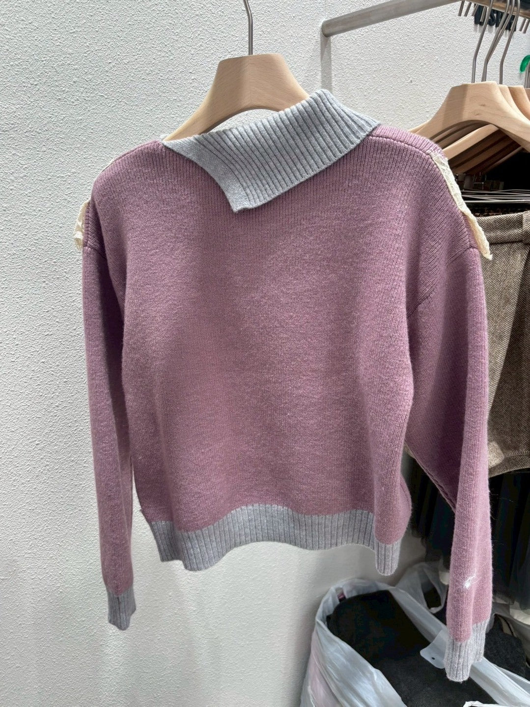 1A109 拚色領V布蕾絲毛衣