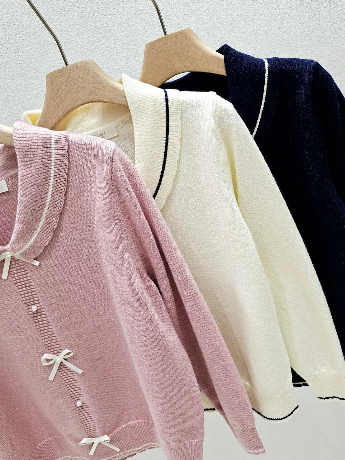 1A112 蝴蝶結小翻領針織衫