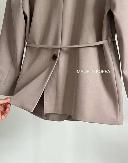 1A213 腰帶長版西裝